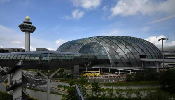 ◤肺炎疫情◢大马男出现症状   如常到樟宜机场上班   室友也中招