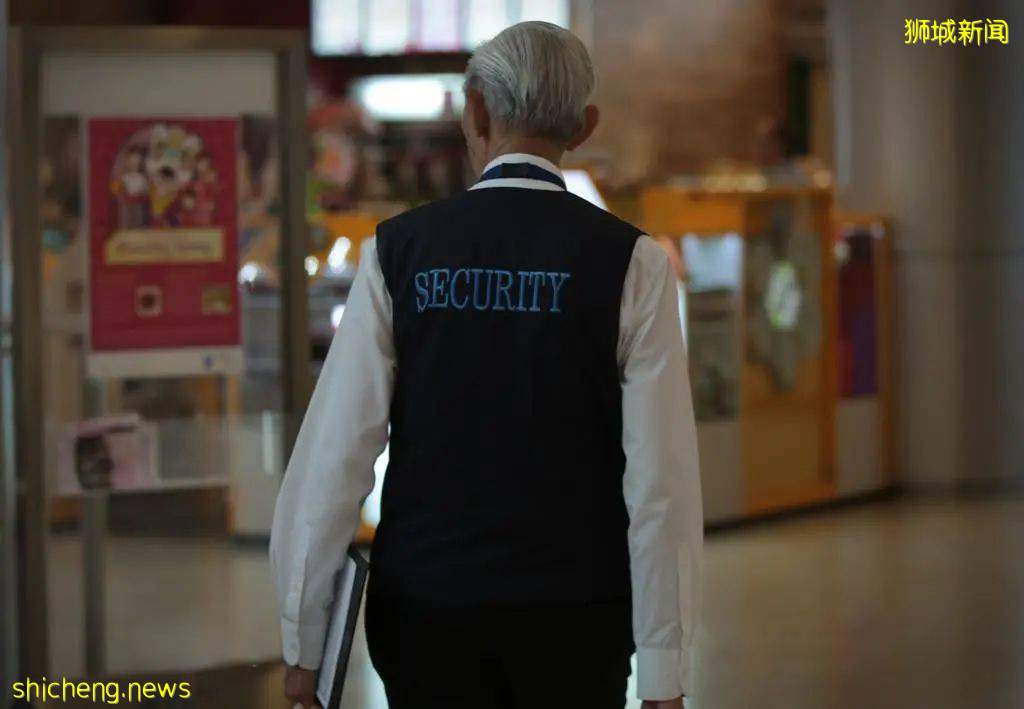 新加坡新增3个感染群7例无关联病例,又一名快餐店送餐员确诊