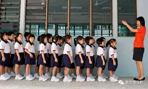拼爹、拼房、拼義工……爲了孩子上小學，新加坡家長有多拼