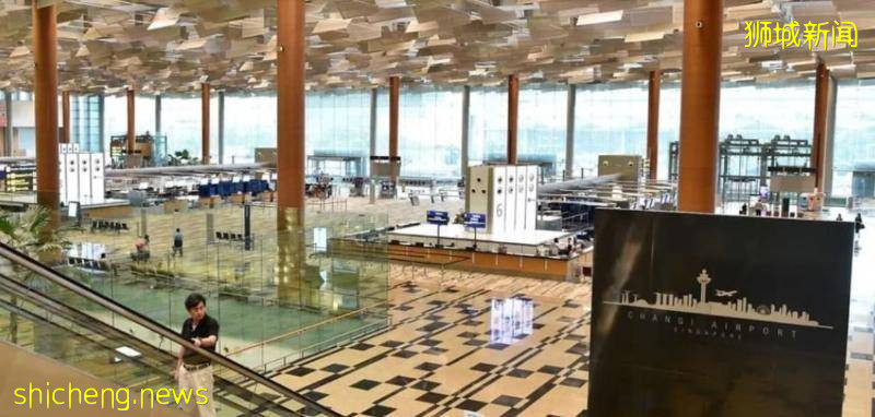 疑家庭聚餐中染疫 狮城机场关卡人员7家人确诊