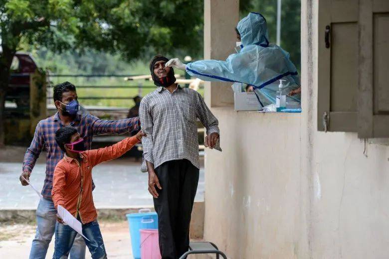 新加坡调整入境管制措施,将恢复发放签证给外籍旅客,但持有签证并无法保证入境