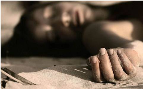 又是新加坡“国大”！一女士居然被当众下迷药