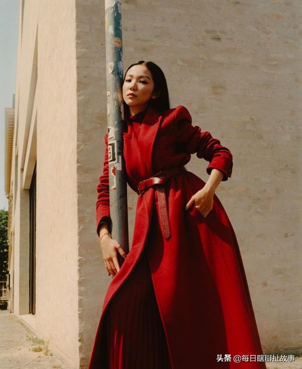 关注不断上升的新加坡亚裔时尚博主,所有小个子的暖心穿搭指南