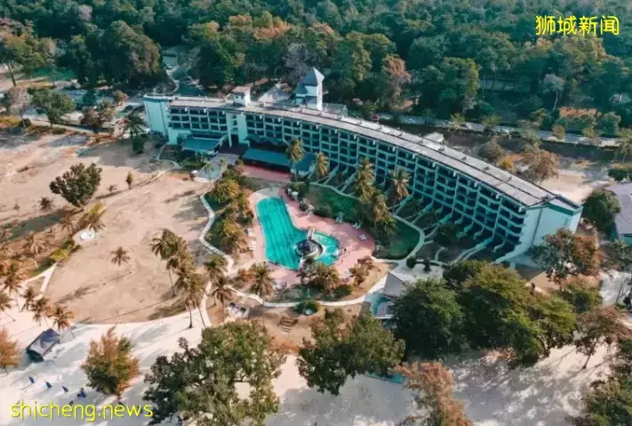 从新加坡坐船一个半小时,这个地方火了!阳光海滩度假村只要46新