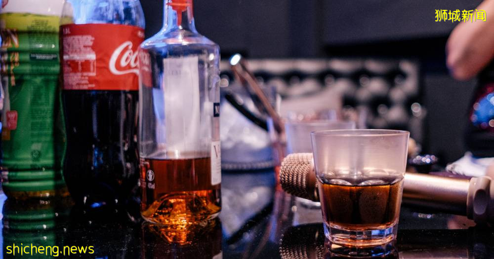 越南女白天賣魚晚上陪酒？新加坡兩大感染群，魚港和KTV確定有聯系