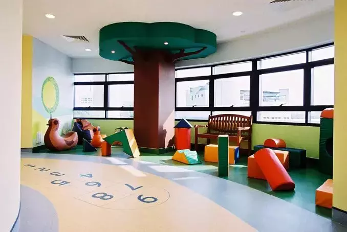 疫情之下,孕妇在新加坡看医生、做检查有限制吗