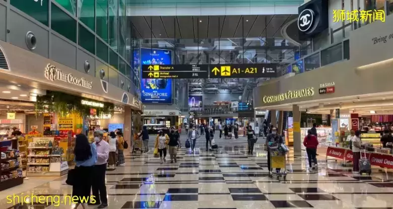 今天起,入境新加坡无落地检测、免旅游保险!新马关卡迎40万人