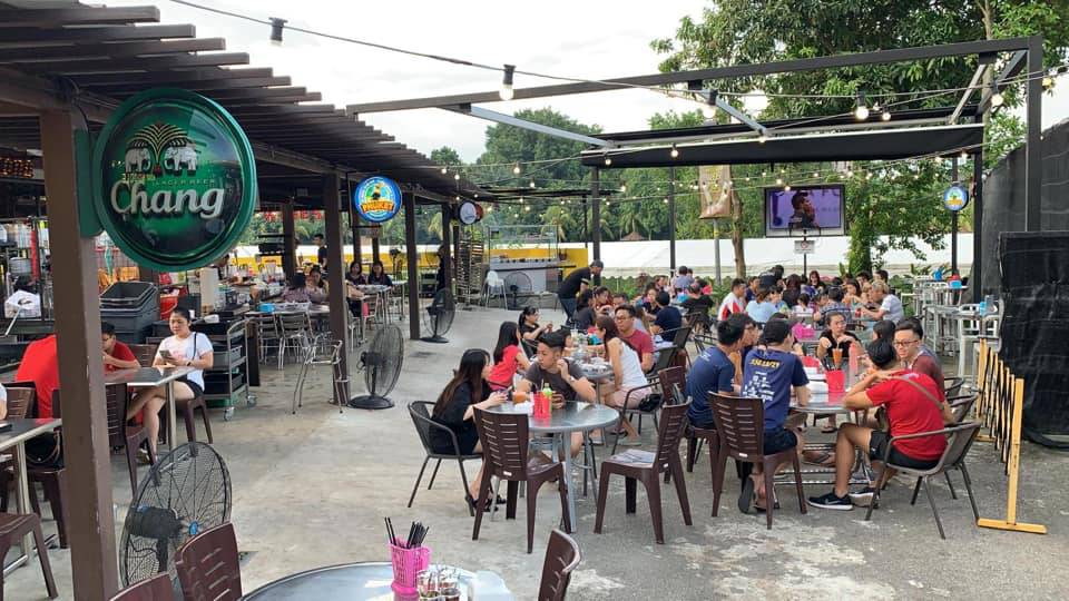 撈魚、釣蝦、蹦床、開挖機、燒烤...這家24小時新加坡農場，太好玩了吧