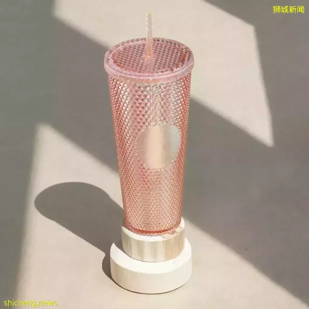 星巴克超火玫瑰金系列新品！現已全島上市