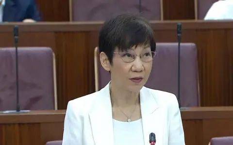 部分新加坡藥房分店血氧儀已領完將補貨,淡馬錫基金會:貨源充足,不需要急著領取