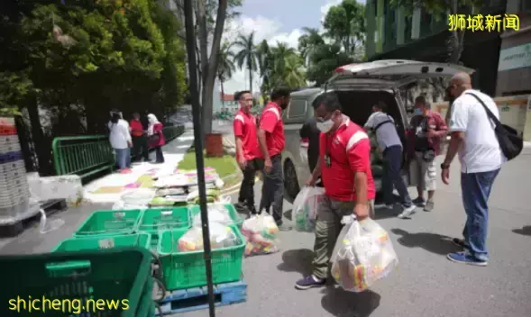 又發錢了！新加坡政府給每戶家庭$100新幣“購物券”，手把手教你領