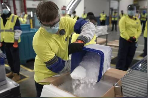 首例!她接種疫苗後嚴重過敏、呼吸急促送急診!新加坡的疫苗也有同款,會安全嗎