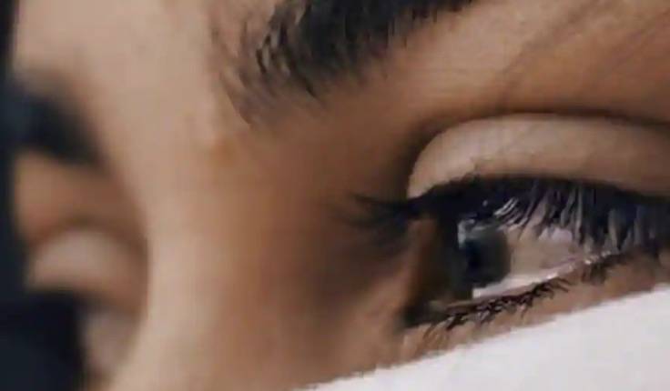 新加坡机场员工紧急检测!曝感染新冠后可能会出现这14种症状