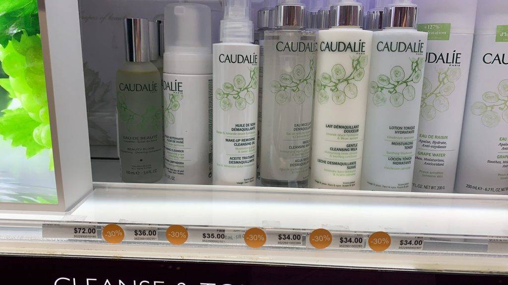 直击新加坡丝芙兰全场大促现场!除了史上最佳全场额外75折,还有拿到手软的满赠活动、低至5折的热门彩妆优惠