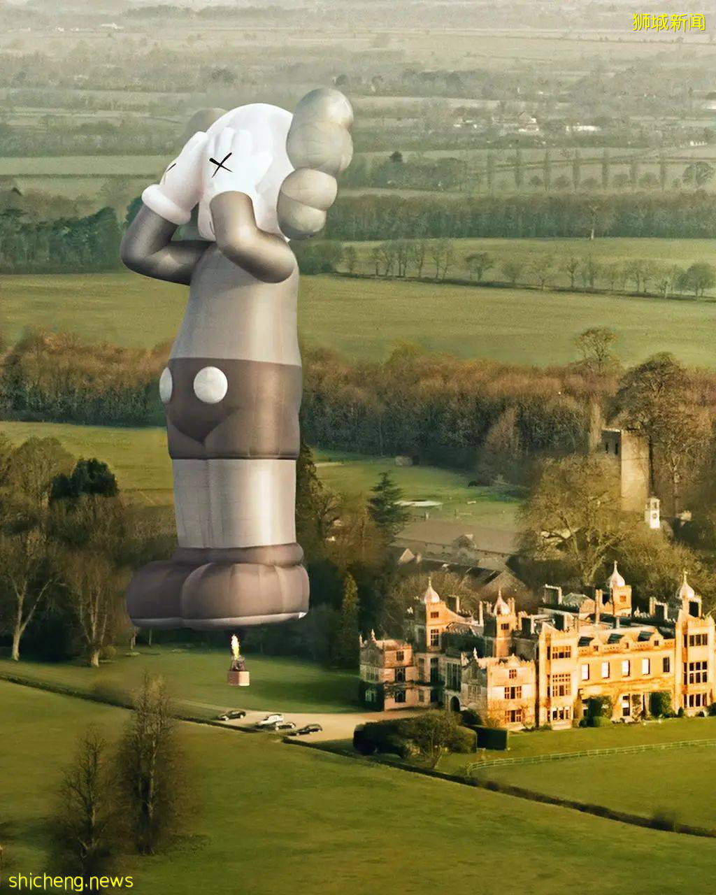 終于等到你！“KAWS:HOLIDAY” 世界巡回展來到新加坡！42米雕塑作品空降濱海灣