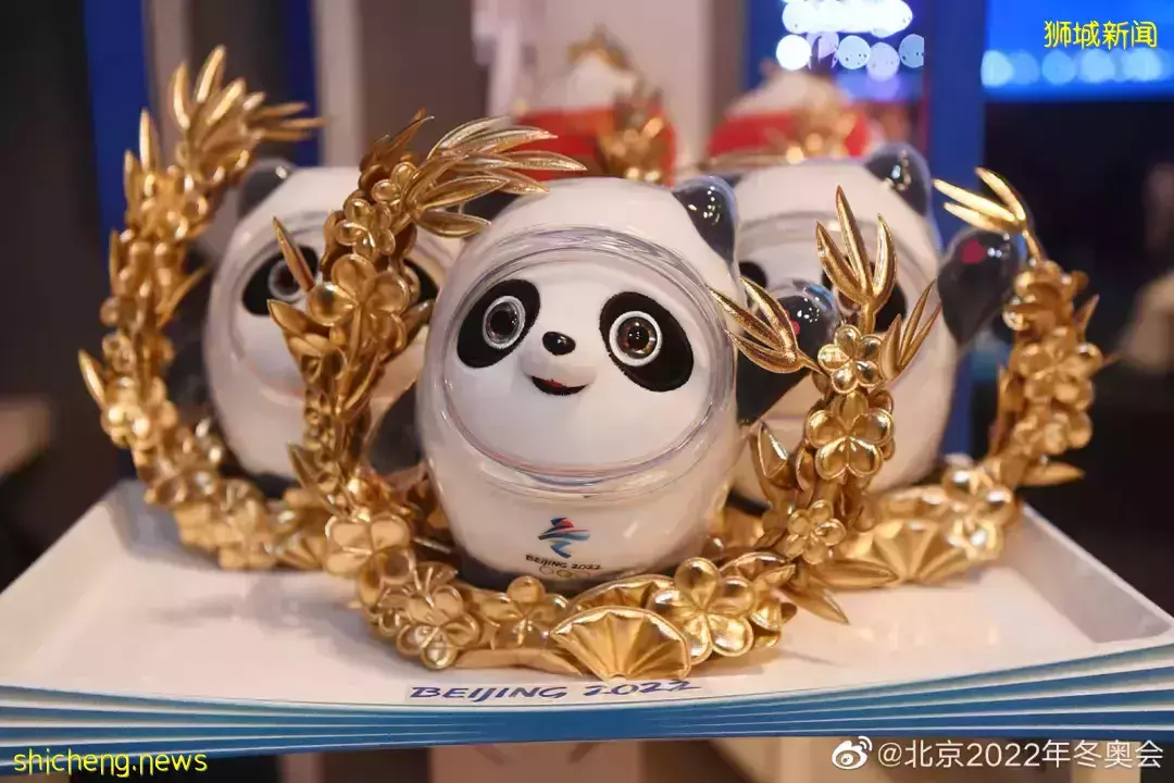 冰墩墩被炒到1000新币?!新加坡最帅议员也“带货”