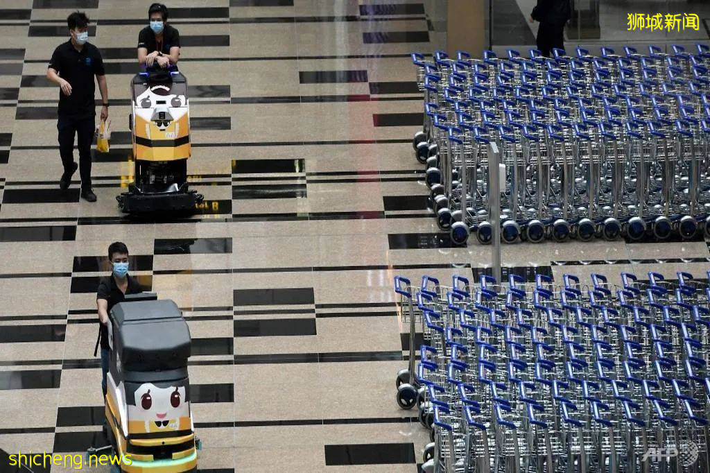 新加坡樟宜機場緊急關閉14天!網友曝11天新冠住院經曆:呼吸困難、昏迷