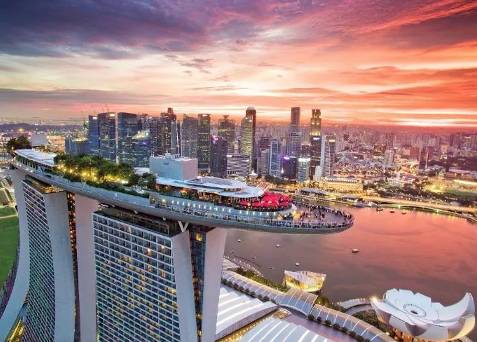 通過自雇移民、留學生移民新加坡後,享受的福利和入籍後的超多優勢