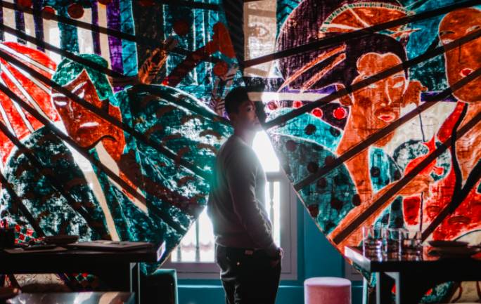 玩在獅城 想要體驗獨一無二的飲酒氛圍感?新加坡這10家高顔值酒吧你一定不能錯過