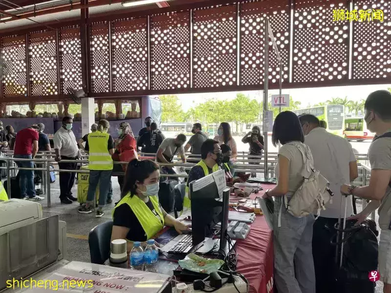 无预警开卖VTL车票引不满 星运旅游：防黄牛“枪手”