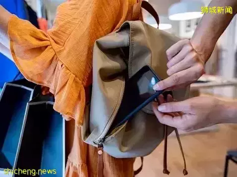 发现被“绿”后,这个新加坡男子竟翻拍老婆手机,公开性爱照