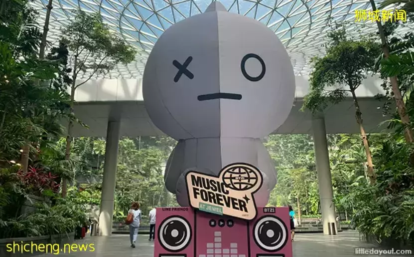 樟宜机场下雪了！6月假期，在空中花园看露天电影，和BTS亲密互动