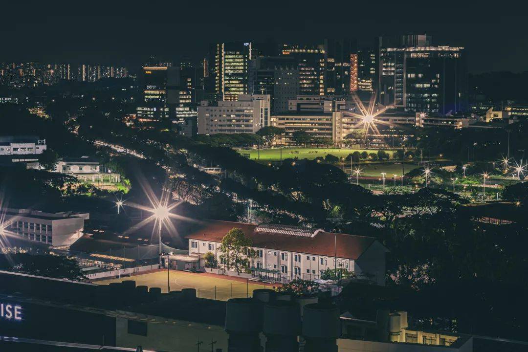 人間四月,來感受新加坡國立大學的春天