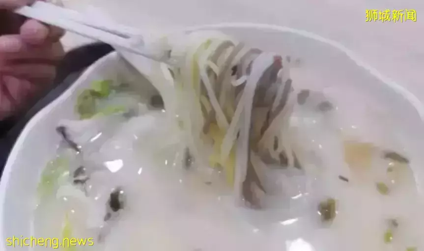 資深吃貨小助手的打卡攻略 Utown