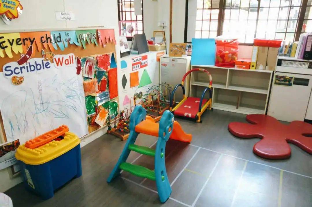 揭秘!新加坡神秘的托婴中心,2个月新生儿也收!靠谱吗