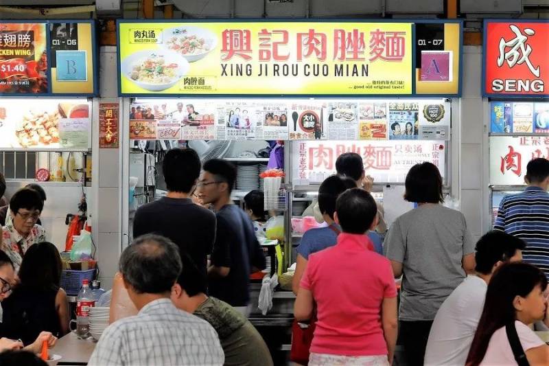 “狮城东部最好吃的小贩中心”，85凤山美食中心让你吃到不想回家