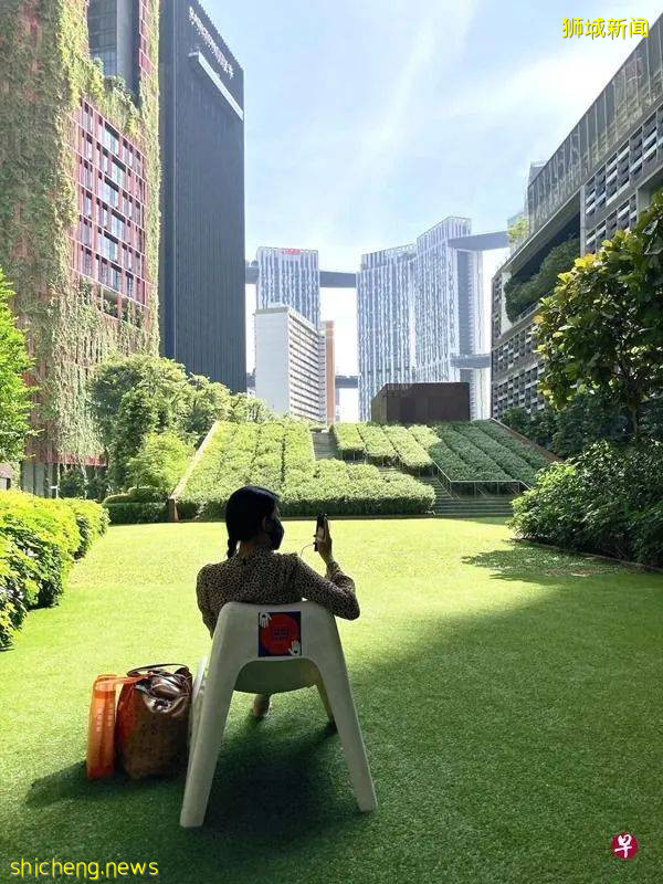 什么样的空间配搭什么样的椅子是一门学问，散布岛国多个角落的座椅木凳，一件件都是艺术品