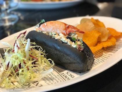 新加坡人氣龍蝦卷大盤點！不止有Luke's Lobster哦~~低至18新幣起也可以吃到龍蝦卷