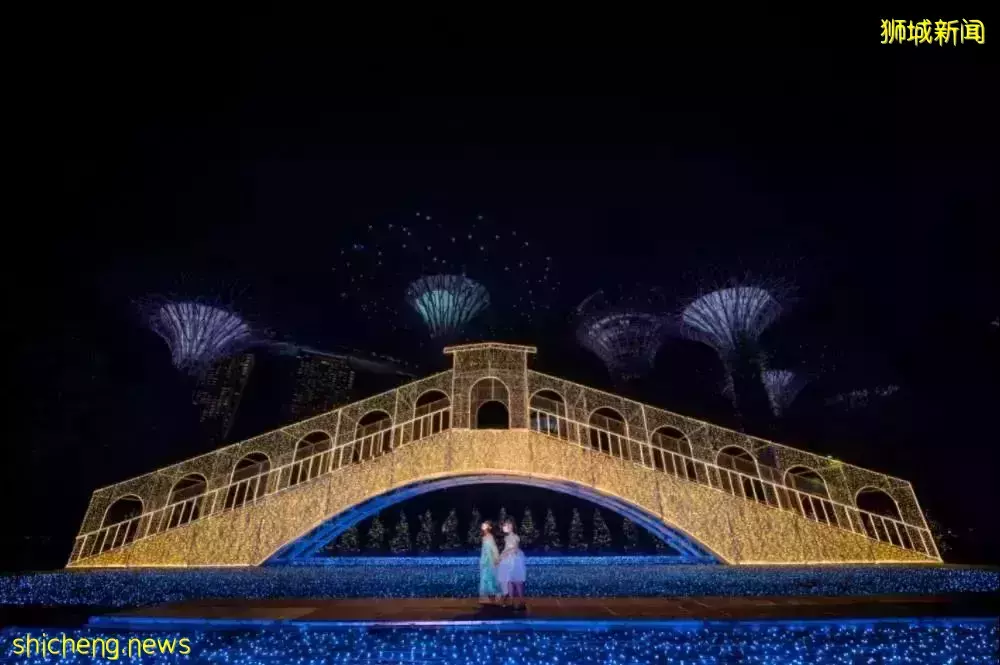 新加坡版“人從衆”模式開啓！50人集體泡腳？還有4000+人聚集活動