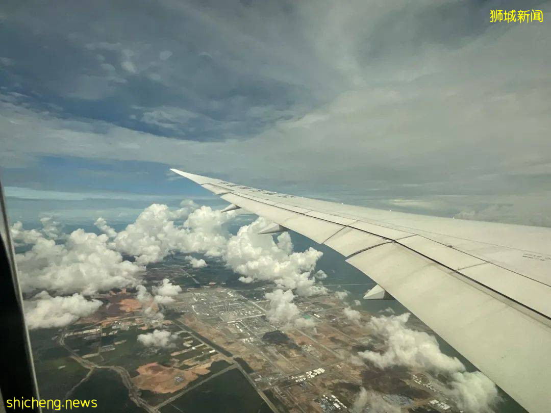 在廣州飛往新加坡的航班上，我發現了不一樣的風景