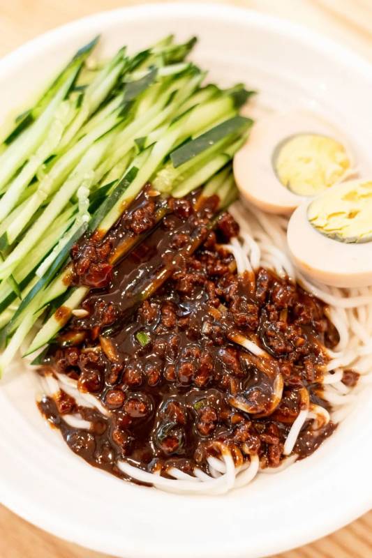 丹戎巴葛唯一湘菜館全新升級！暢享招牌菜5折，小龍蝦第二份半價