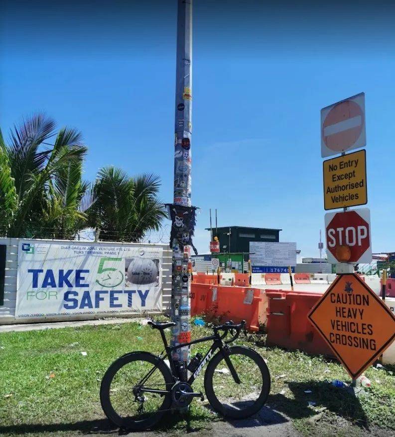 新加坡最特殊的網紅燈柱！交通部長王乙康：有機會我也會去打卡