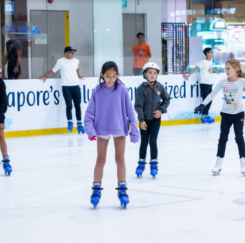 新加坡住這個區的人太爽了！新隆高鐵，三大商場，小CK阿迪達斯低至5折