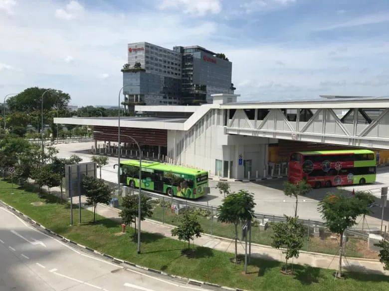 新加坡裕廊东巴士转换站12月6日迁移到原址对面,新设施助民众乘车更方便