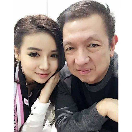 股票大王林荣福的亿万千金林慧俐，分享了自己接种疫苗的过程