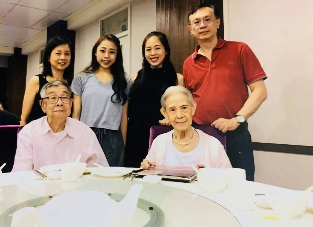 他手上那支筆——林瓊專訪