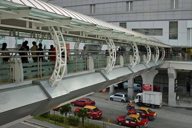 馬來西亞柔佛國際學校及醫院瀕臨倒閉,萬人失業,柔州大臣:新馬邊境開放迫在眉睫