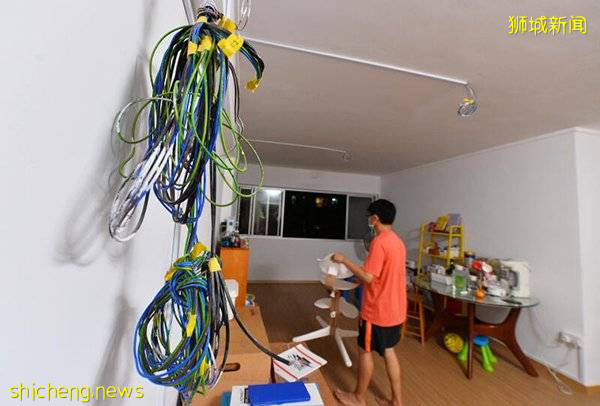 花3万新币装修   墙砖后面竟“空心”