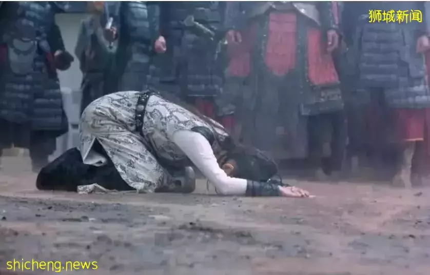 撰文批評新加坡處理KTV感染群不利的男子被送上法庭,看了原因:活該