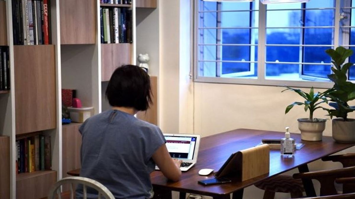 总共有42家新加坡公司因不让员工在家工作而被罚款