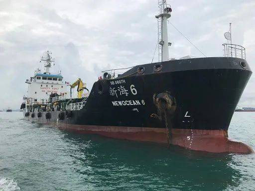 中國多地戰時狀態，建議別回家過年！新加坡整條船被隔離