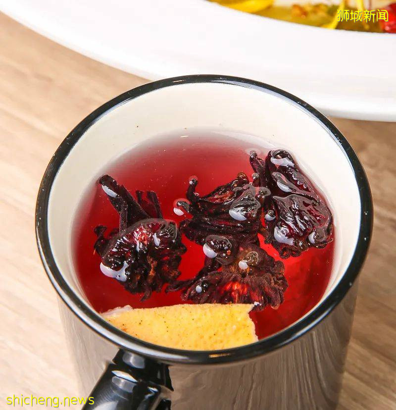 等了6年，風靡中國的網紅酸菜魚終于來新加坡了