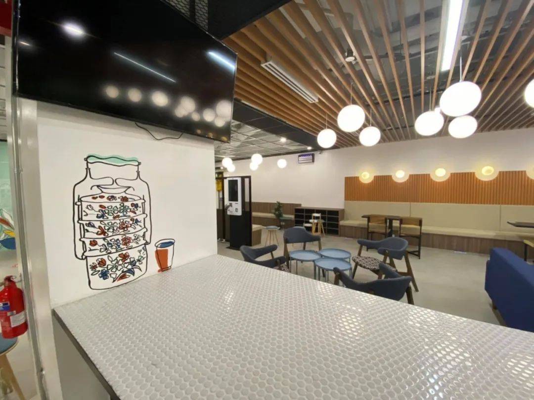 網紅店打卡!新加坡CBD出現高級無人食閣,餐點竟從這裏送出