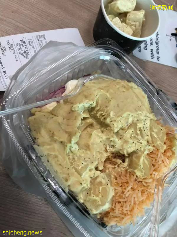 惊!“我在樟宜机场的这个餐厅打包,竟然吃出一只蟑螂!”