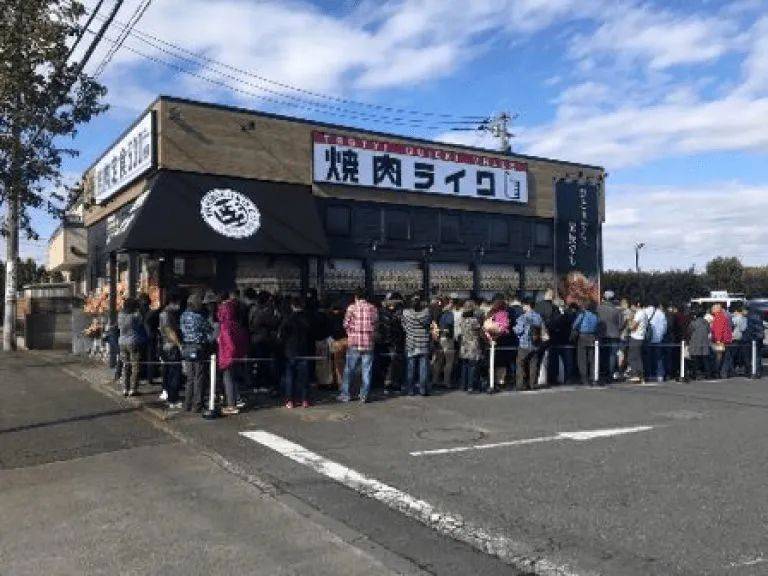 7.8新起！新加坡排队2小时日式烤肉开分店啦！高级和牛吃到撑