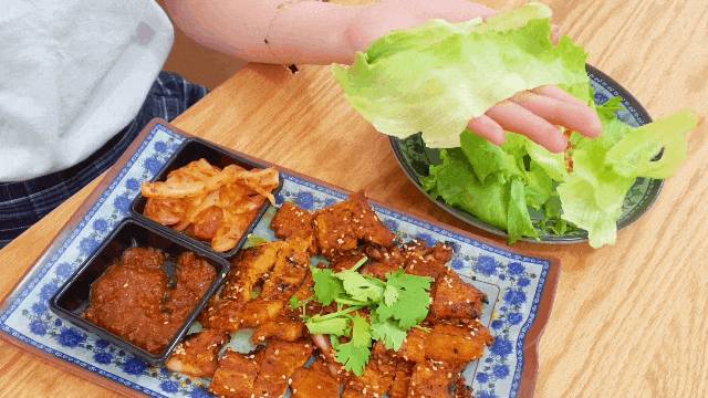 文庆新食代新店开业狂送霸王餐!还有招牌鸡公煲集赞免费领